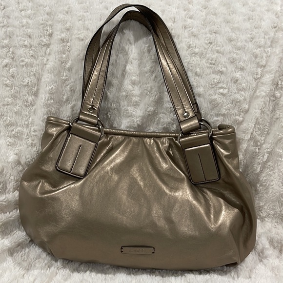 NINE WEST Nine & Co. Gold/Bronze/Metallic Hobo handbag. Like new condition. - Picture 8 of 16